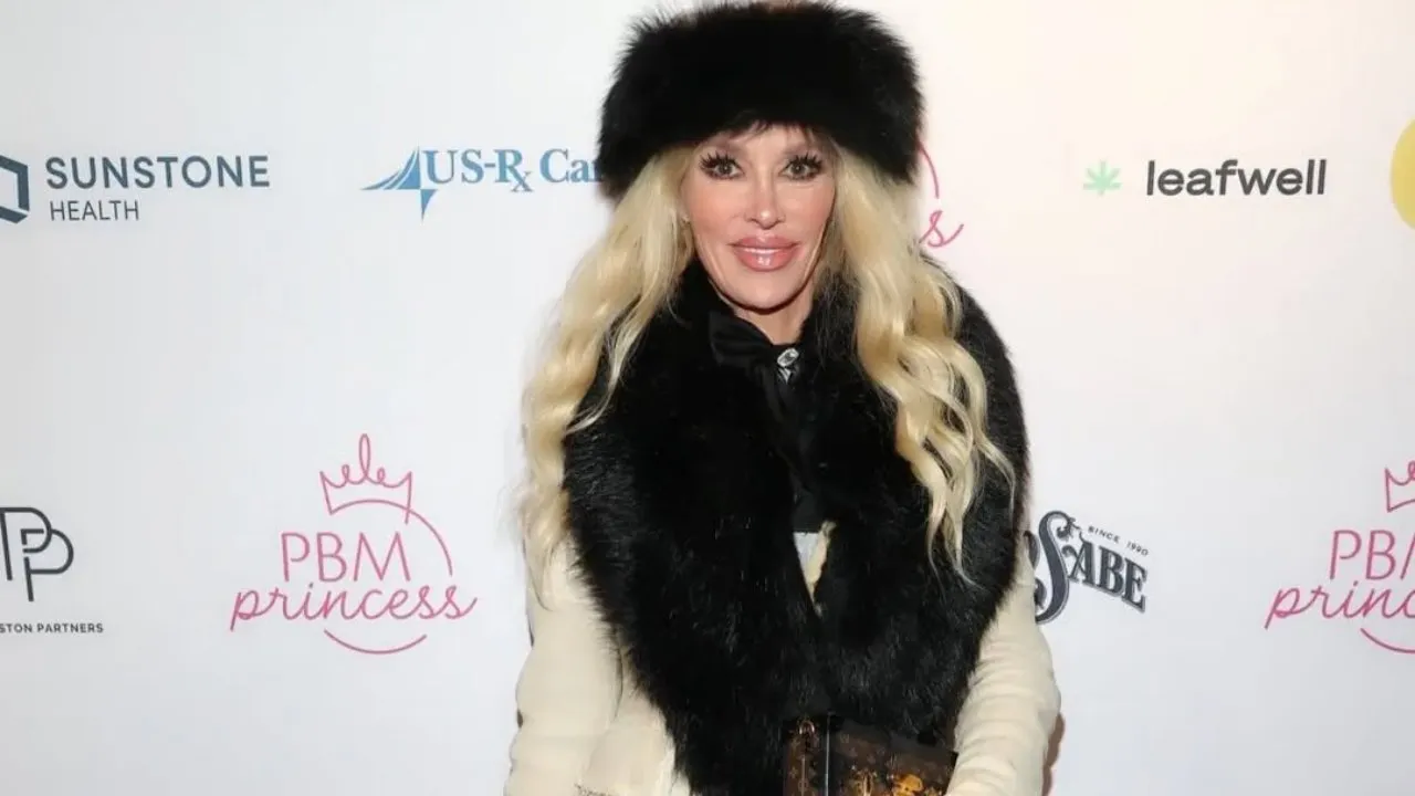 Famosa revela que sus implantes le causaron desfiguración facial y así luce ahora