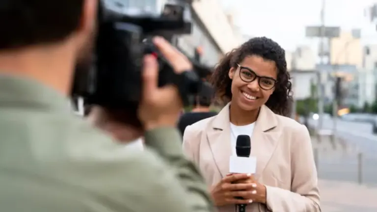 Imagen Principal de Nota: Periodista ofrece 26 millones de lempiras por pistas de su madre desaparecida