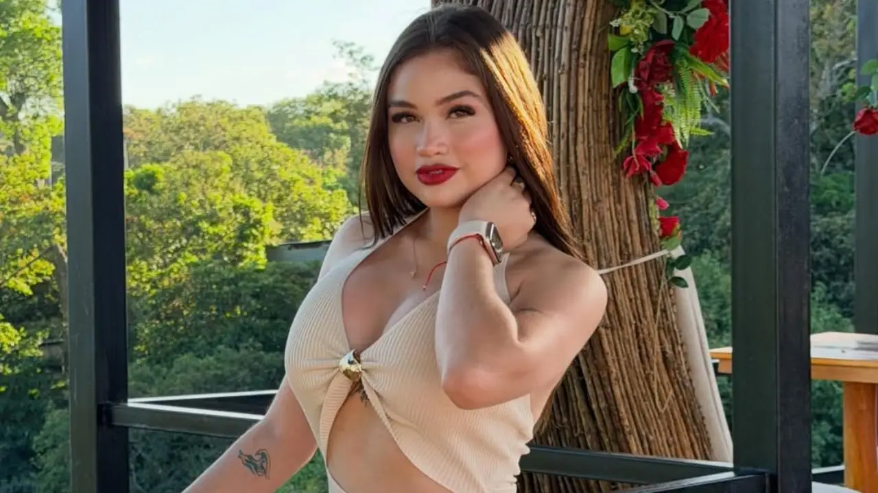 Salma Flores no se queda callada y suelta indirecta a Elsa Oseguera y Davis Flow