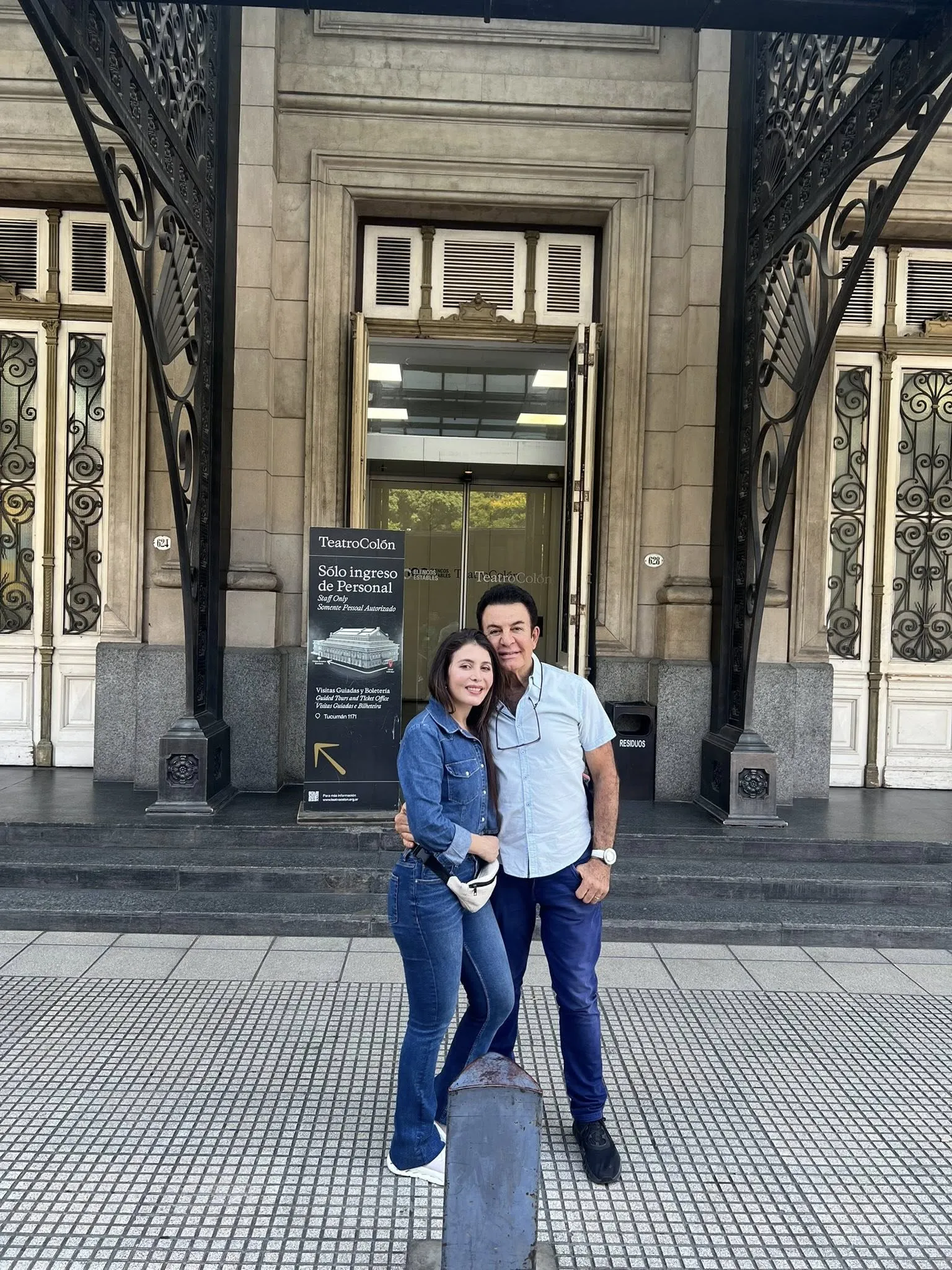 Salvador Nasralla e Iroska 