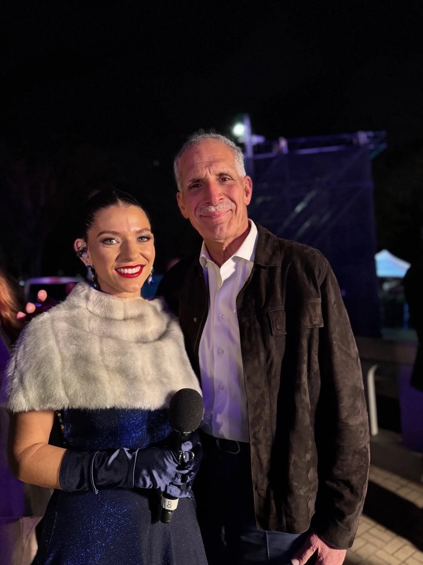 Sofía Clare junto al presidente de la República, Nasry Asfura en la Basílica de Suyapa 