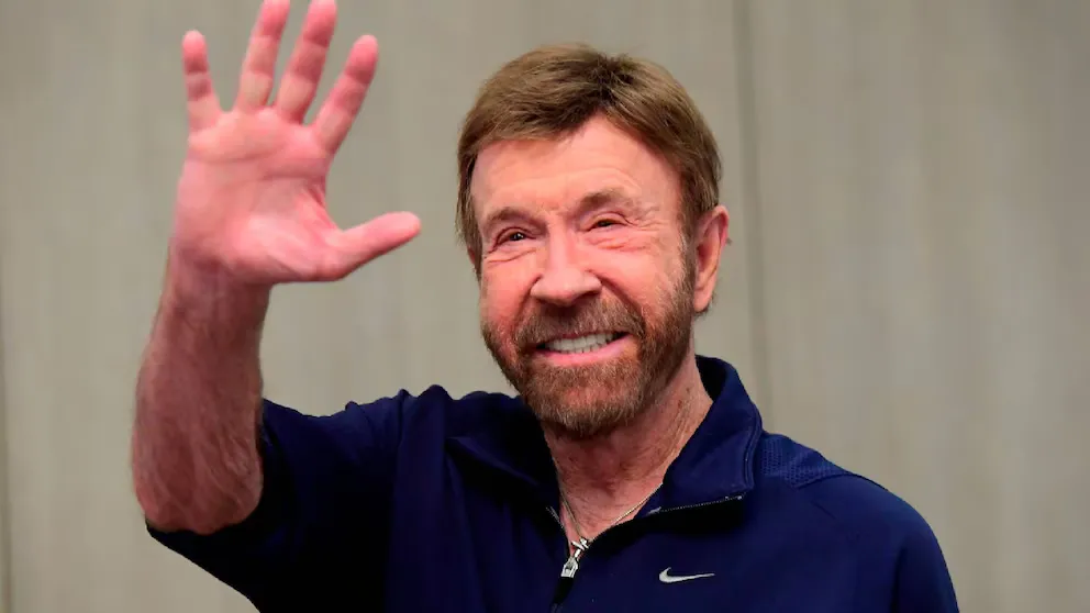 Actor  Chuck Norris 