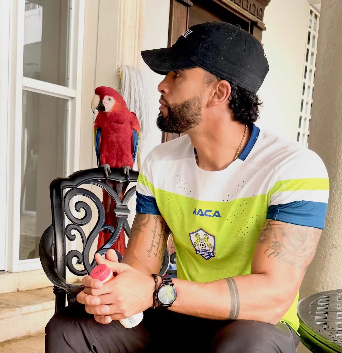 NELSON MUÑOZ CON SU CAMISA DE POTROS 