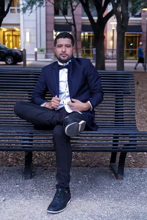 El Katrin cantante hondureño 