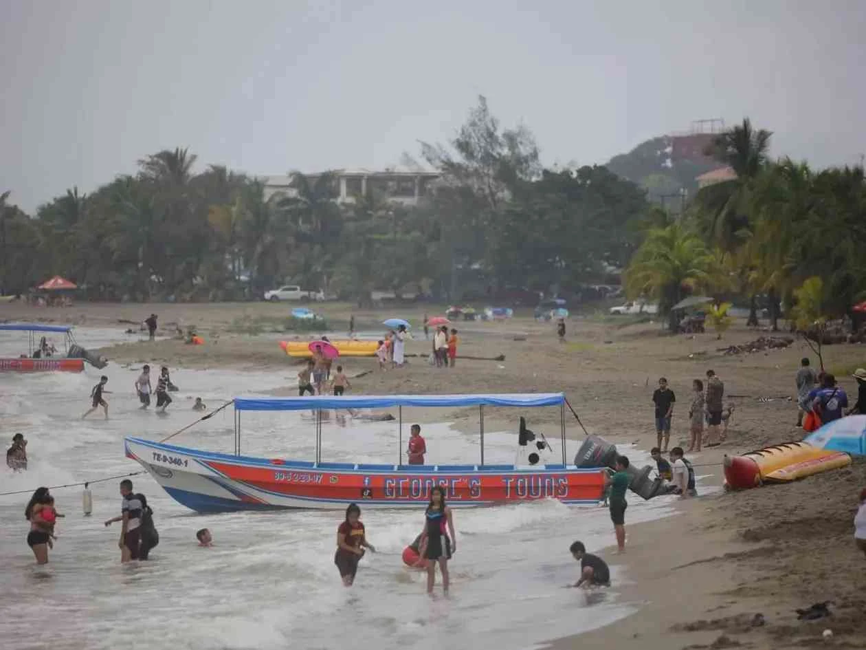 personas en la calle