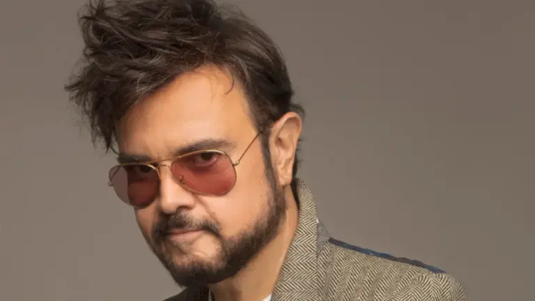 Imagen Principal de Nota: Aleks Syntek:  "La música de hoy es fácil de aprender, pero también de olvidar"