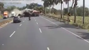 Imagen de Camión fuera de control desata fatal accidente en Guatemala