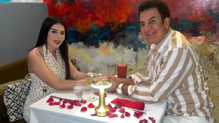 El romántico detalle con el que Nasralla celebró 10 años de casados con Iroshka