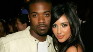 Imagen de Sale a la luz acuerdo entre Kim Kardashian y Ray J tras escándalo de video íntimo