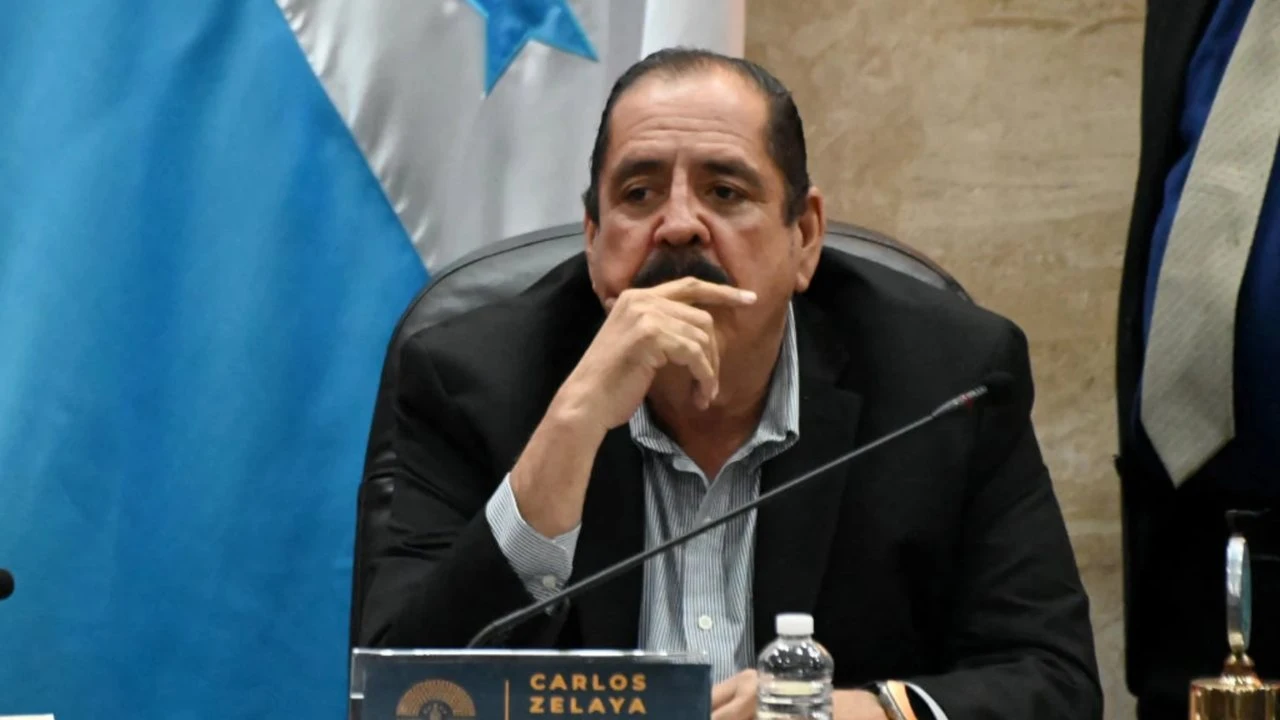 'Ya no habla ni escucha': revelan la terrible enfermedad que sufre Carlos Zelaya