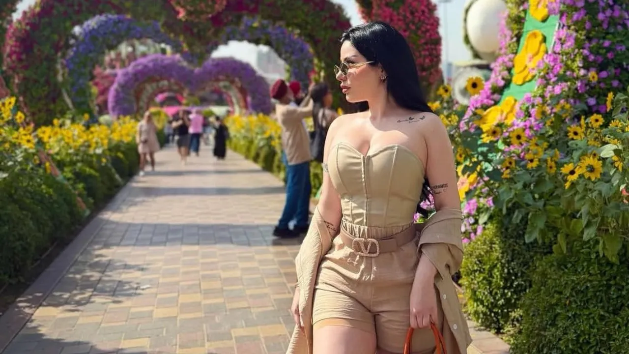 Imagen Principal de Nota: Sol León queda atrapada en Dubái y graba misiles cayendo a metros de su hotel