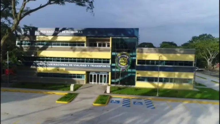 Estas son las 31 oficinas de la DNVT donde puedes tramitar tu licencia de conducir