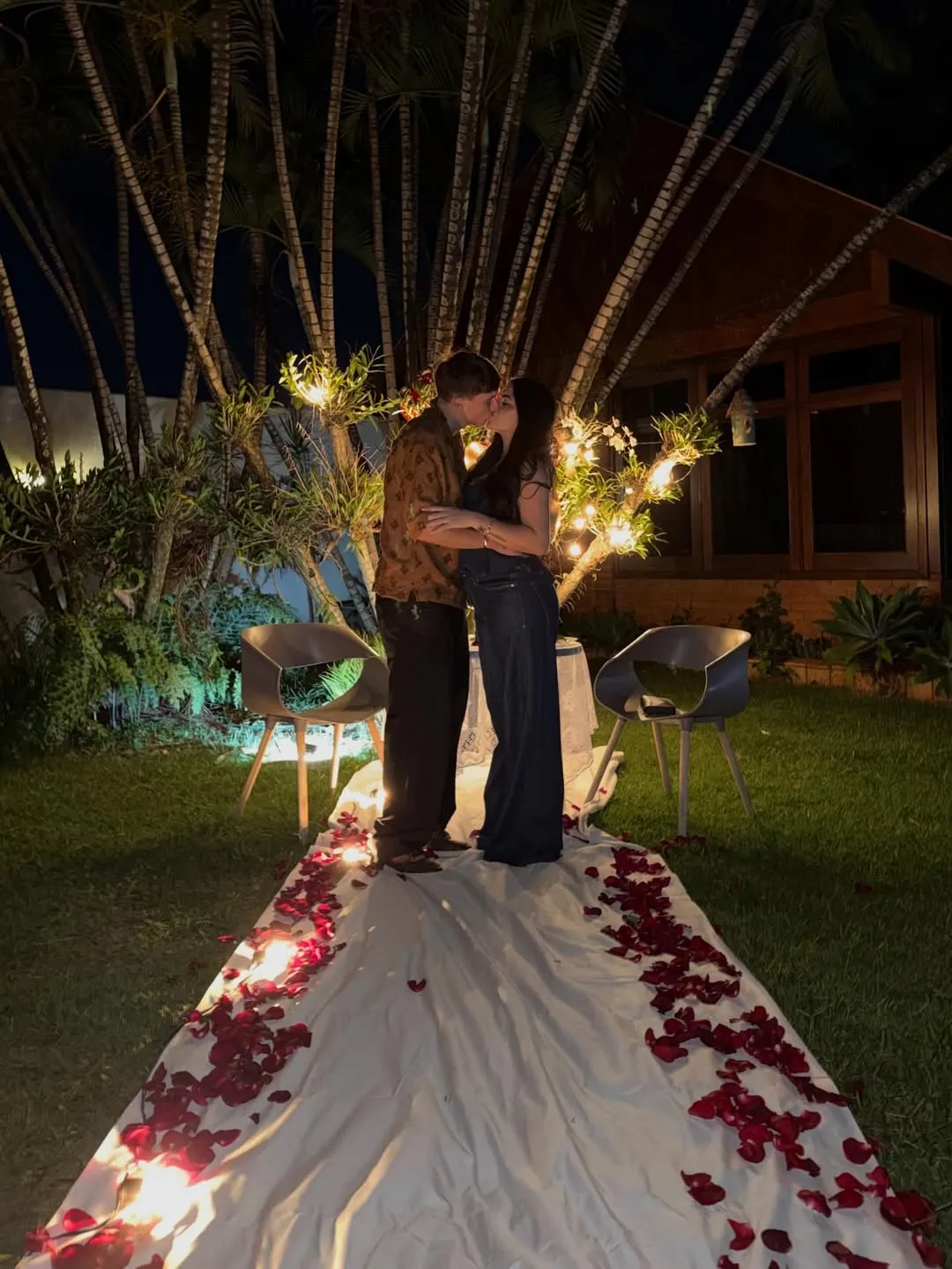 Roxana y Juninho en una cena romántica 