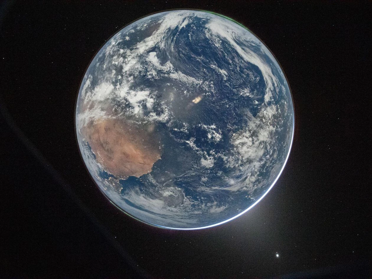 Asi luce la tierra en el espacio