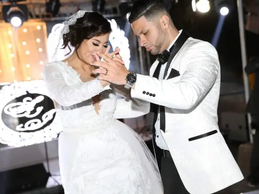 Ana Alvarado y Jorge en su boda