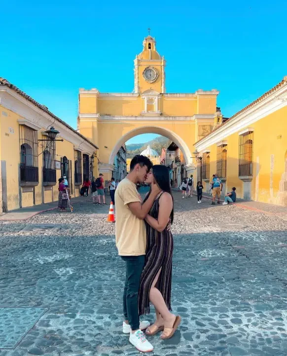 pareja leoel villanueva y Andrea Mazariegos 