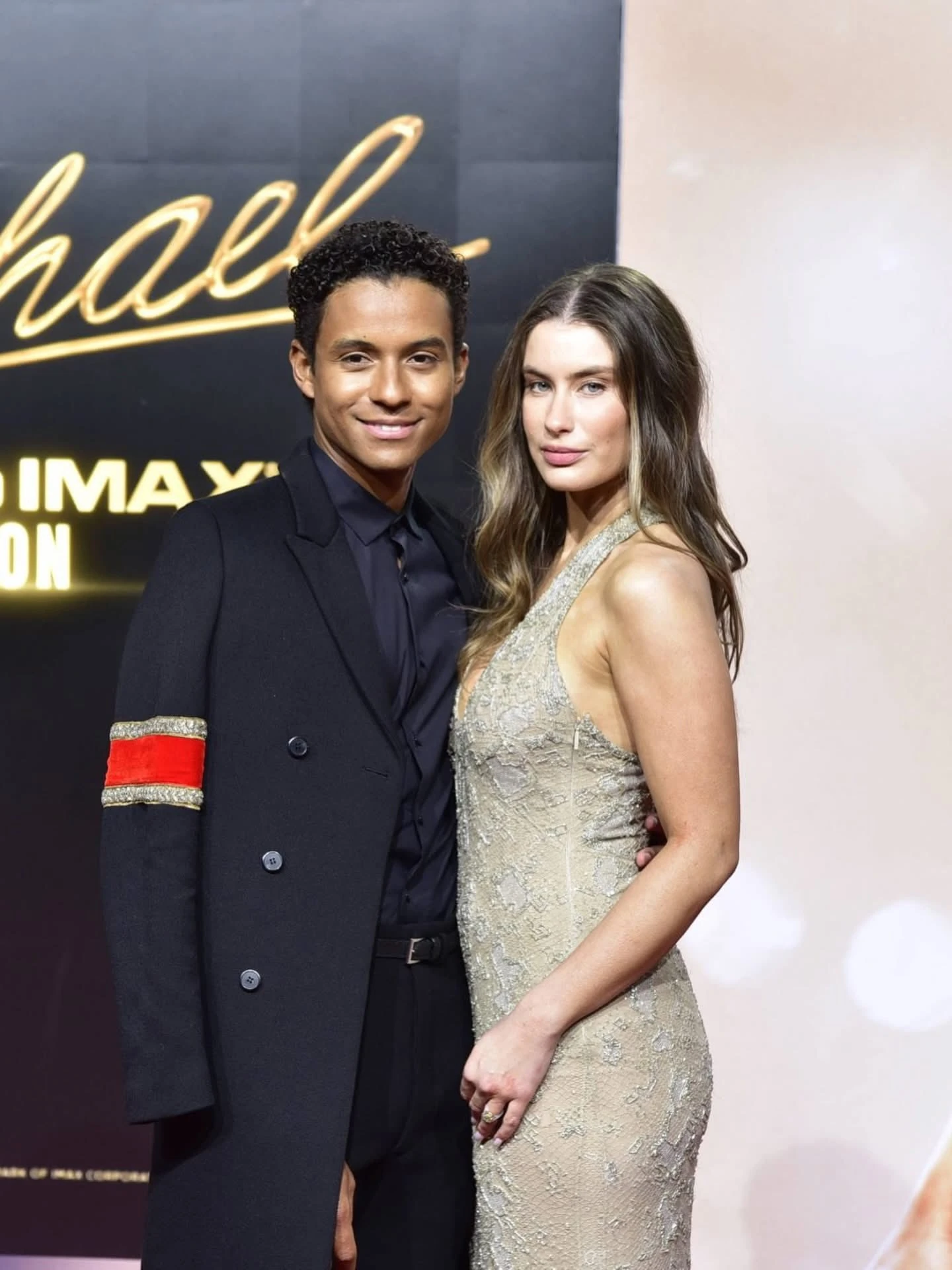 Maddie no es solo "la novia de". Es una artista con nombre propio en la industria de Los Ángeles. 