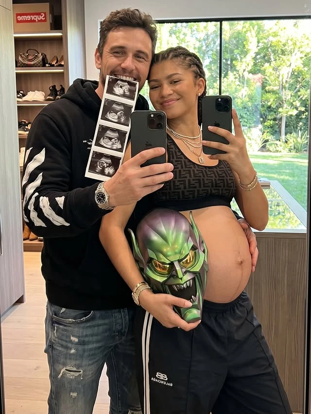 zendaya y james franco posando