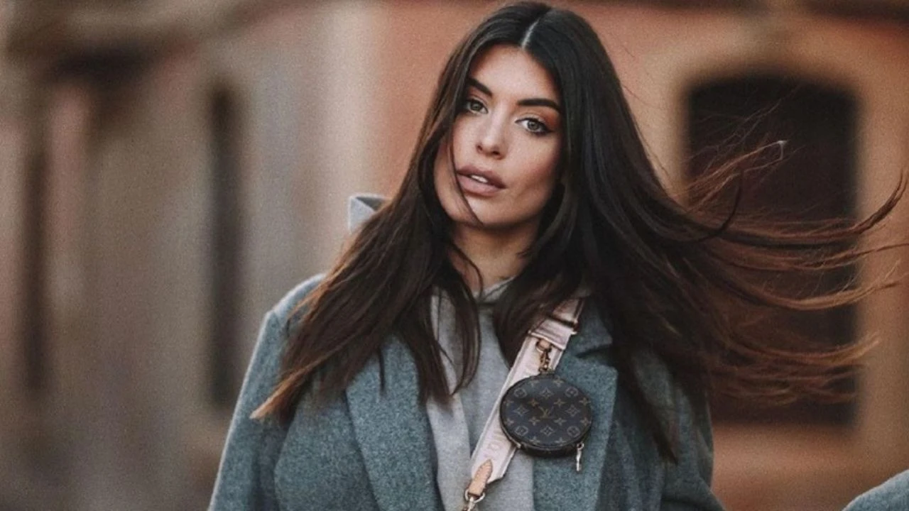 Aida Domènech Pascual cautiva con imágenes inéditas en las playas de Honduras