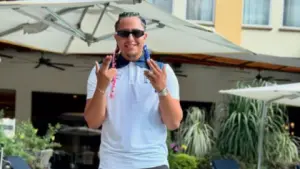 Imagen de ¿Brujería? Misteriosa señora aparece en casa de Davis Flow en plena madrugada