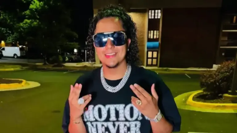 Imagen Principal de Nota: Acusan a Davis Flow de monetizar en redes con su hija