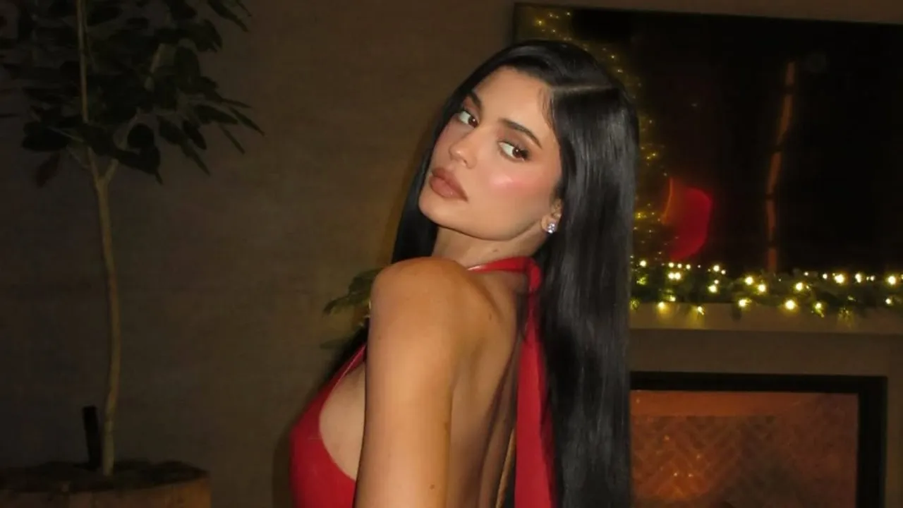 Exempleada demanda a Kylie Jenner por presunto abuso laboral