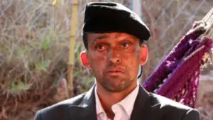 Imagen de No extraña la Prado: Pedro Joaquín aparece con su nuevo vehículo