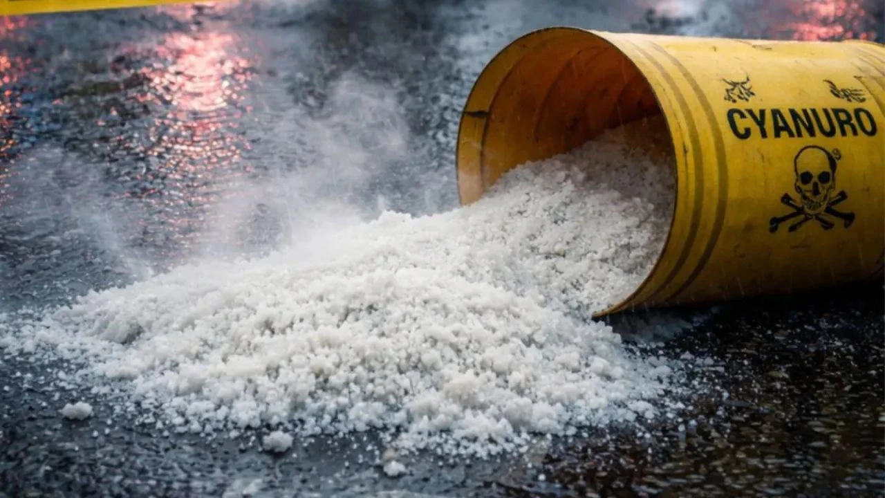 Cianuro granulado: qué es, para qué se usa y por qué es peligroso para las personas