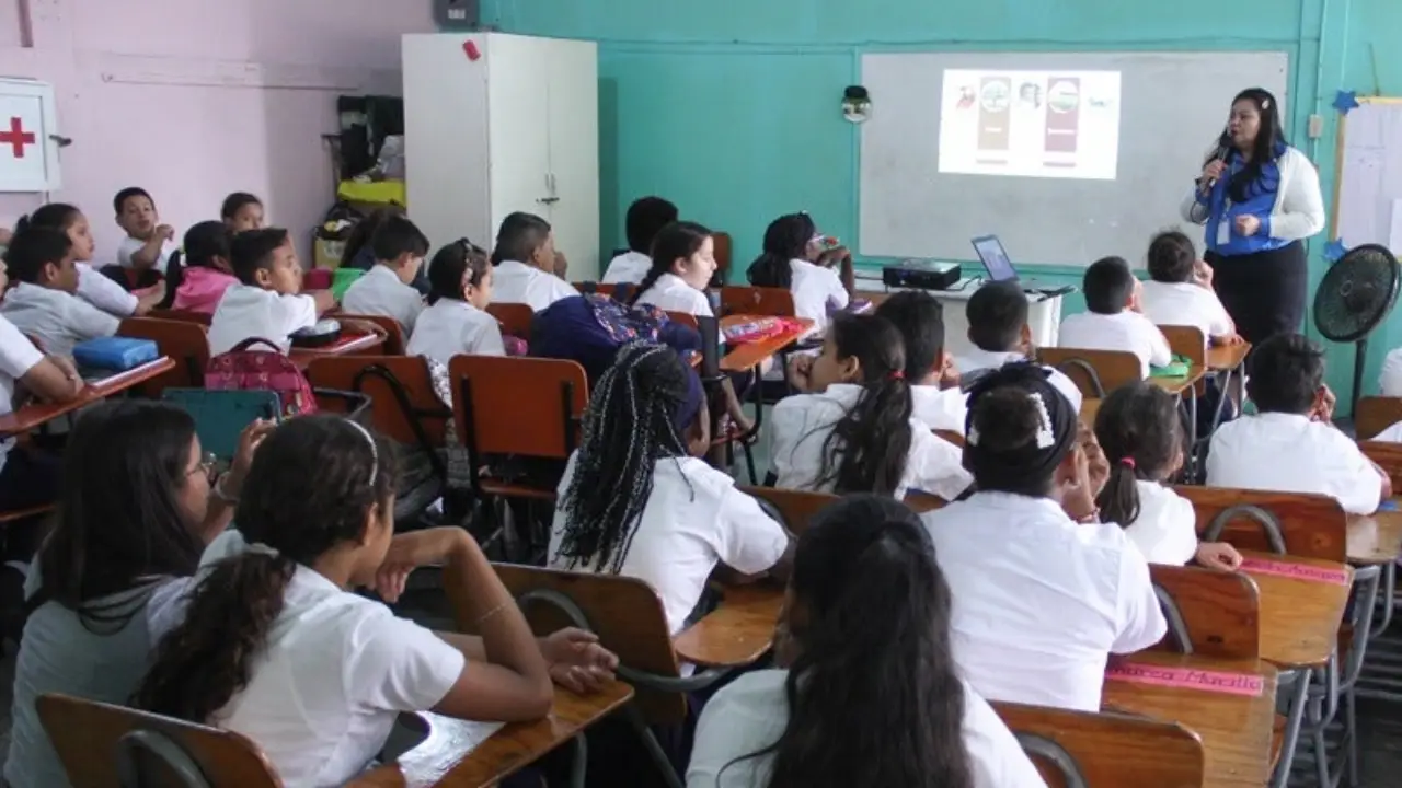Imagen de Educación ordena retorno a clases presenciales a partir de este lunes 6 de abril