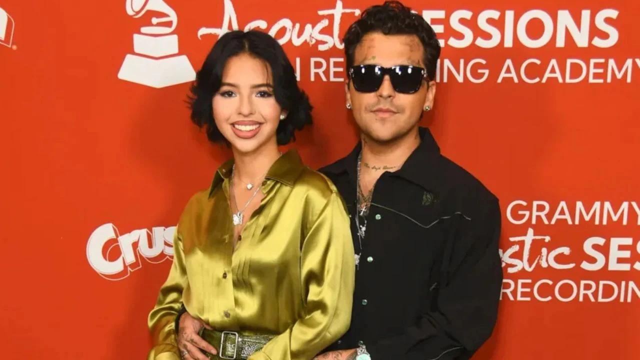 ¿Se acabó el amor? La razón por la que Ángela Aguilar y Nodal estarían separados