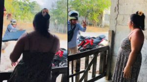 Imagen de ¿Real o actuado? Hondureña recibe a cobrador con machete en mano