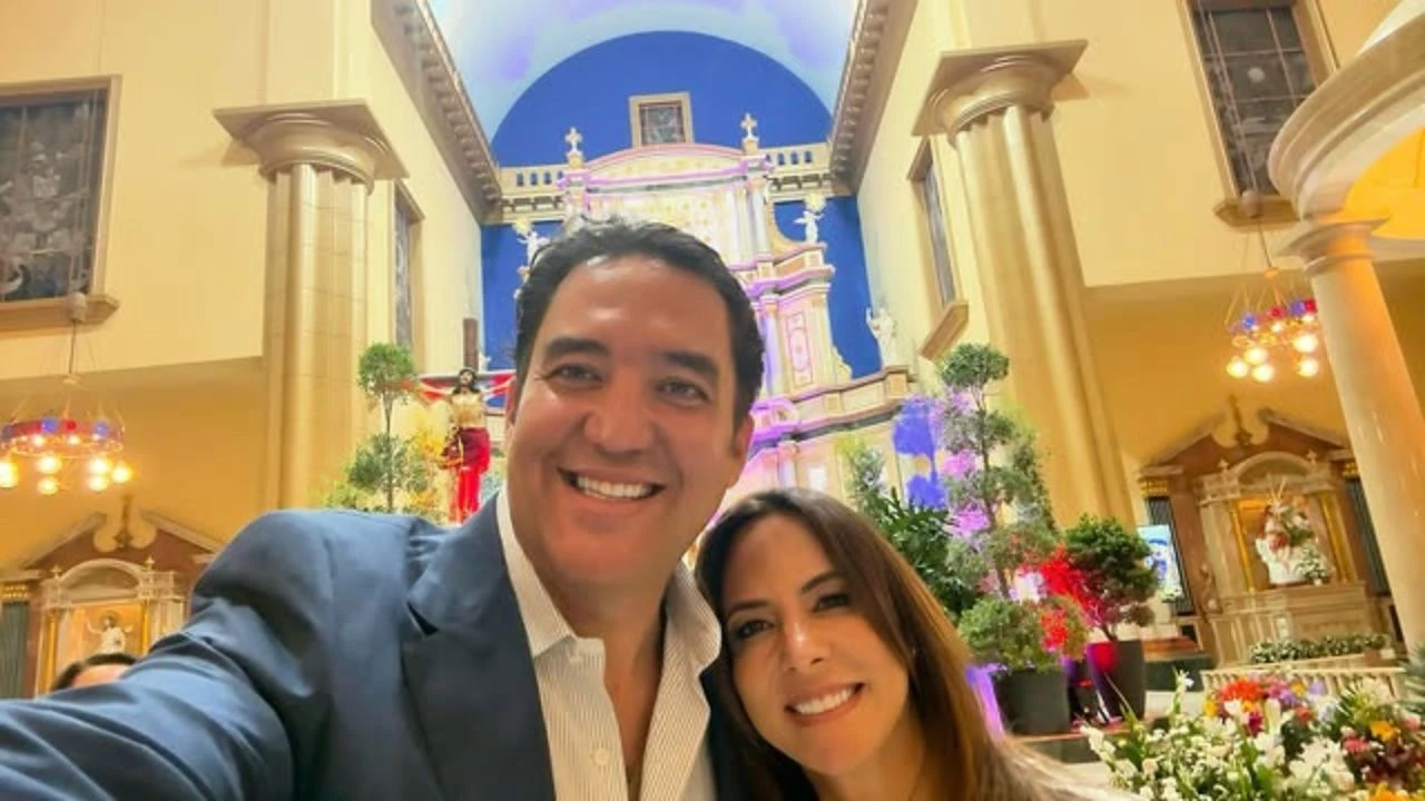 Emotivo mensaje de Héctor Zelaya a su esposa Marcela Kafati por sus 20 años juntos