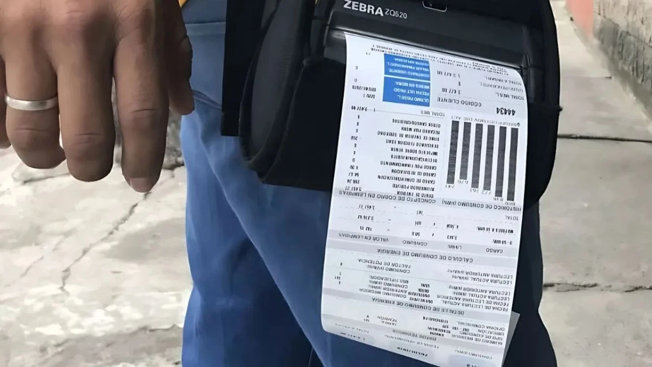 Imagen Principal de Nota: ¿Seguirán los 28 días? Congreso toma decisión sobre pago de factura de energía