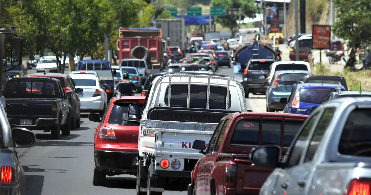 carros en la calle
