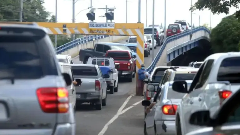 Imagen Principal de Nota: Amnistía vehicular en Honduras: ¿cuánto tiempo estará vigente?