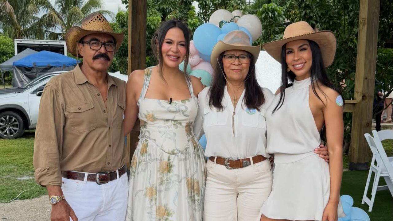 Imagen Principal de Nota: "Lo soñé dos veces": la predicción de la mamá de Ana Alvarado que se cumplió