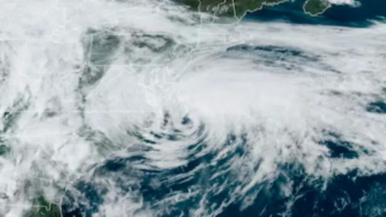 Imagen Principal de Nota: Tormenta tropical Arthur se forma en el Atlántico: ¿afectará a Honduras?