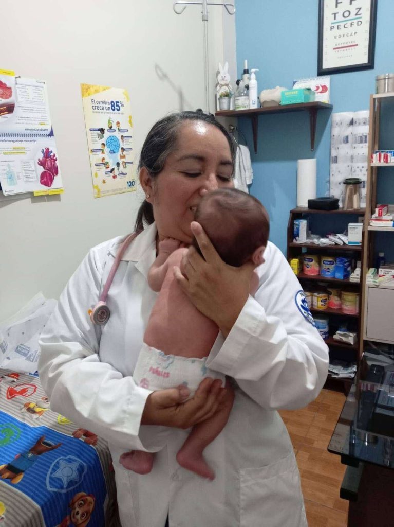 Pediatra Claudia López
