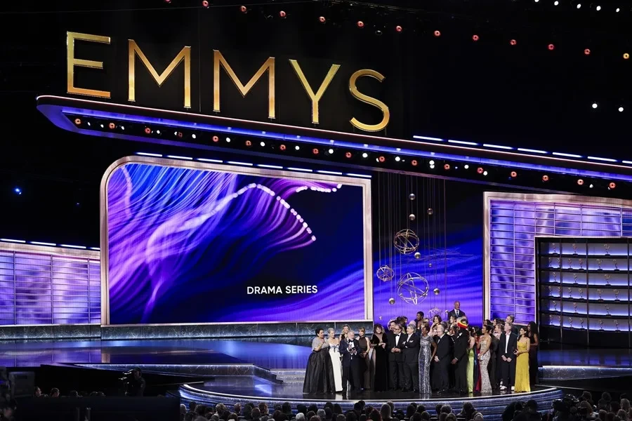 Imagen de escenario de entrega de los premios Emmy