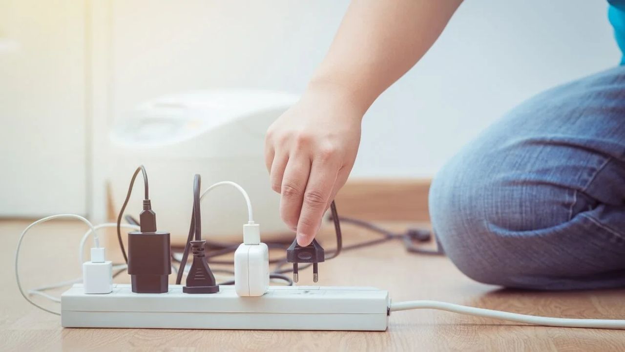 Imagen Principal de Nota: Consumo fantasma: los aparatos que más energía gastan en casa