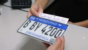 Imagen de ¿Cuándo entregarán las nuevas placas vehiculares en Honduras?: Esto se sabe