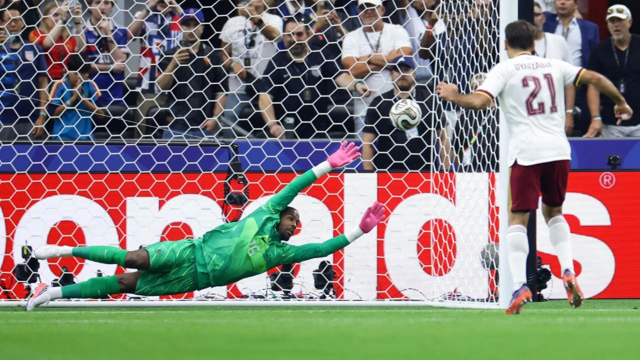Imagen Principal de Nota: España vence 0-2 a Francia y avanza a la final del Mundial 2026