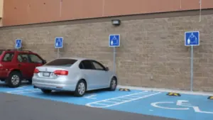 Imagen de ¿Usas parqueos para personas con discapacidad? Esta es la multa que podrías pagar