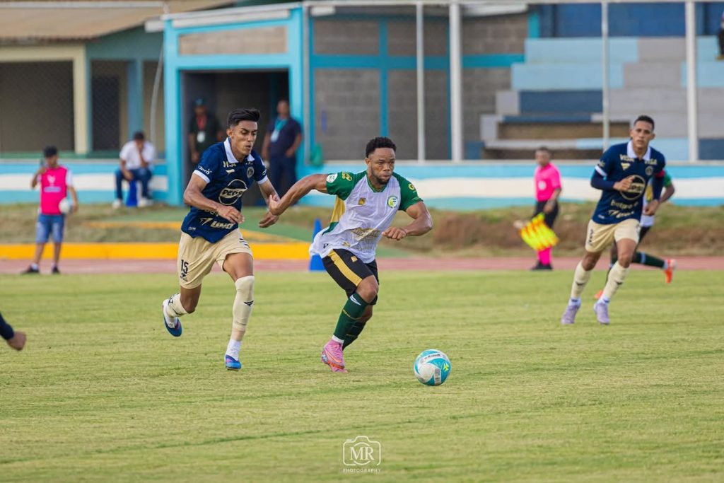 CARLOS ROCHEZ JUGADOR LIGA