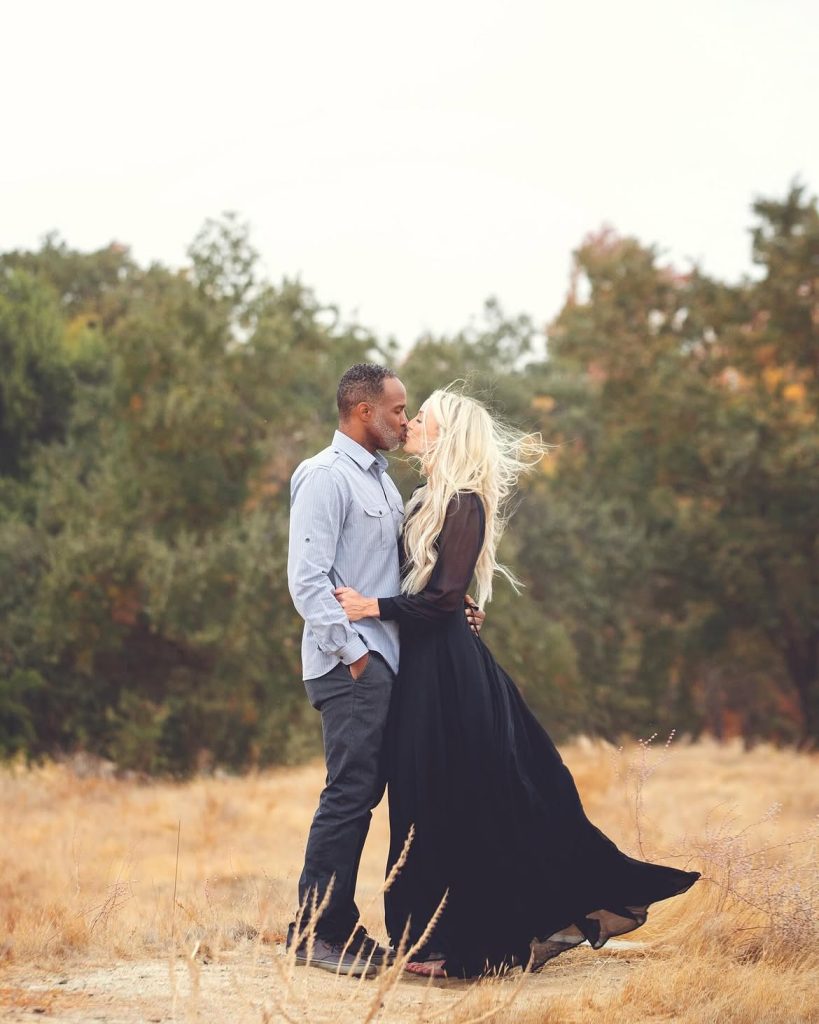 CURTIS Y SU ESPOSA