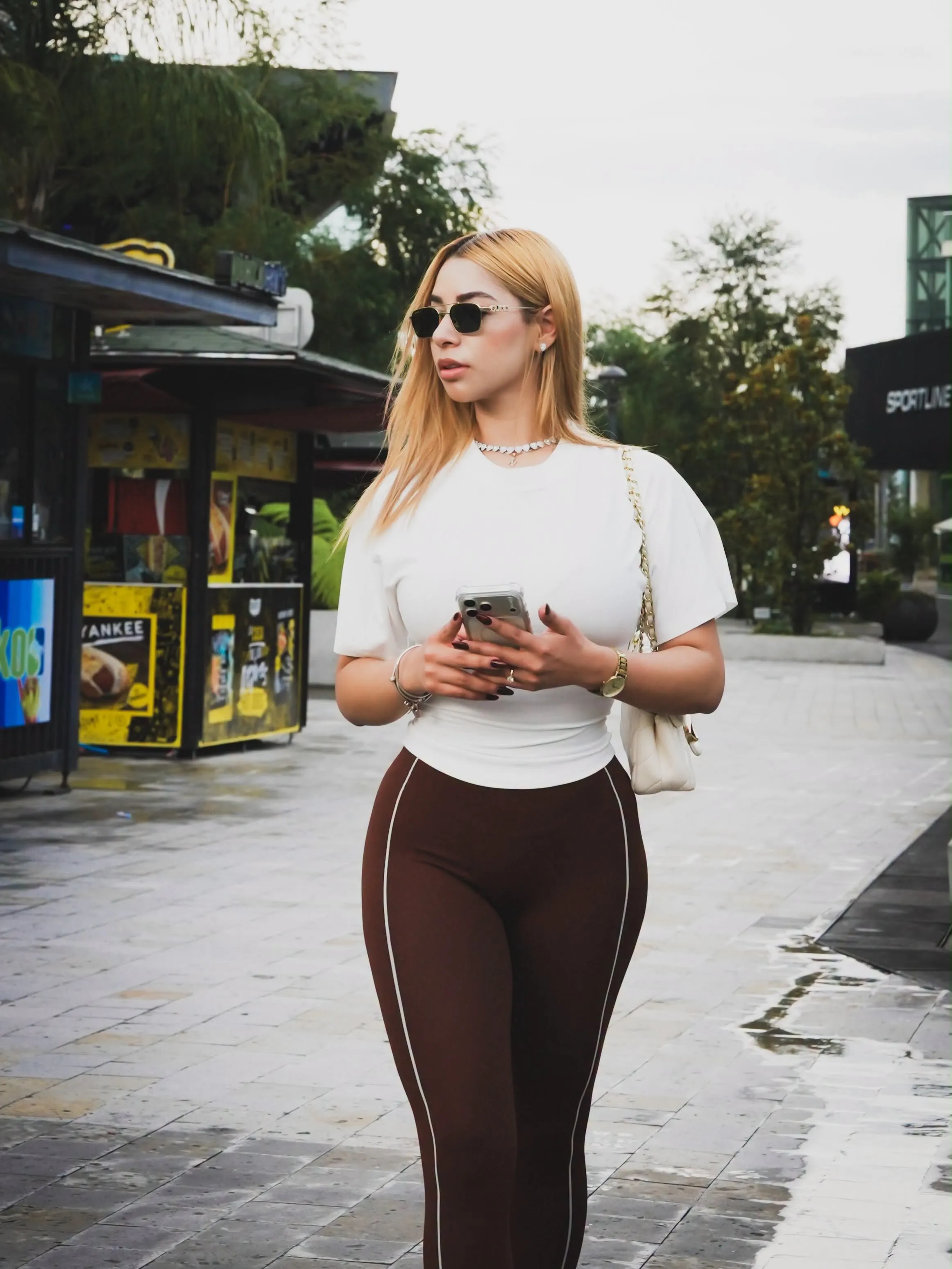 kATHERINE DIAZ