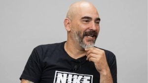 Imagen de Periodista Pablo Balario muere en plena transmisión en vivo