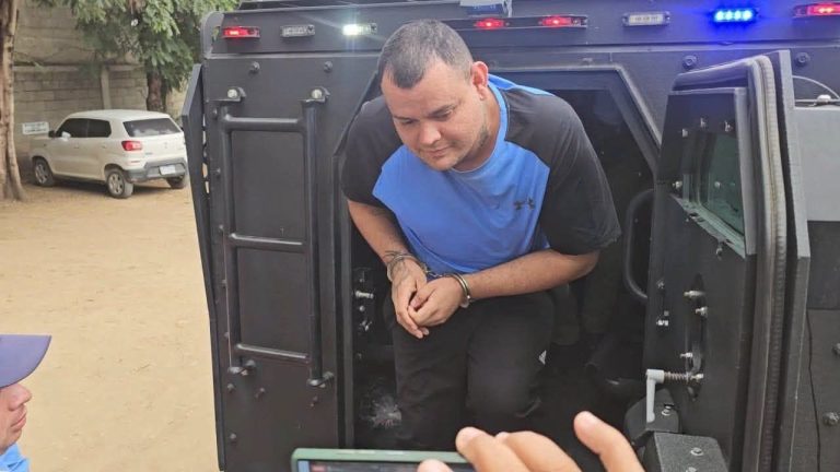 Imagen Principal de Nota: Urías Lovo confiesa lo que sufrió en la cárcel: “No quiero volver”