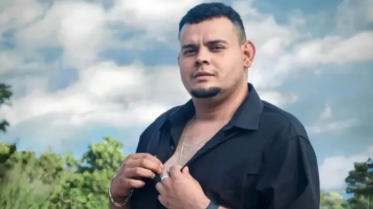 Imagen Principal de Nota: Critican a Urías Lobo por comentario sobre Venezuela: 'Ojalá les caiga otro terremoto'