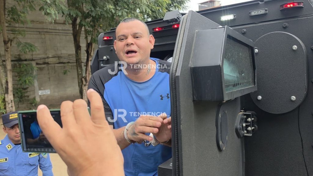 URÍAS LOBO DETENIDO POR DELITOS